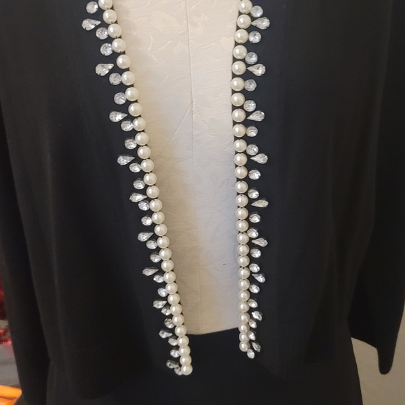 Sweater - Picture 5 of 8